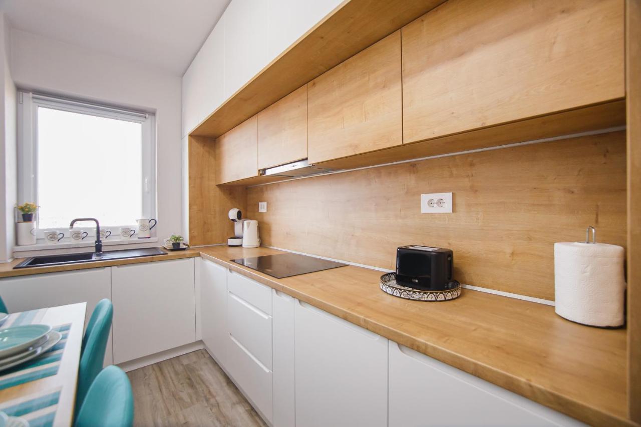 Appartamento Creamy Wood Haven Gran Varadino Esterno foto