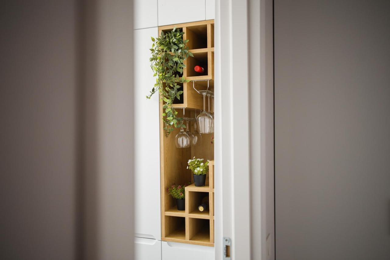 Appartamento Creamy Wood Haven Gran Varadino Esterno foto